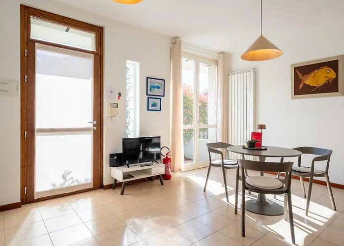 Apartament Pool And Garden Escape