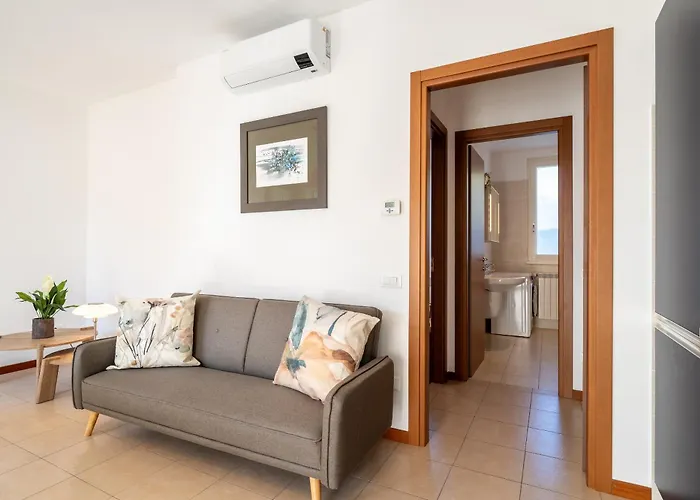 Apartman Pool And Garden Escape *